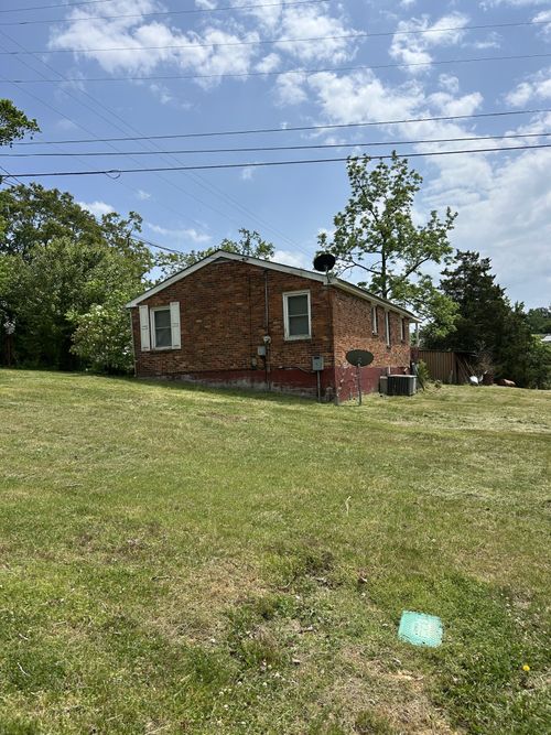 7310 Fernvale Rd, Fairview, TN, 37062-9044 | Card Image