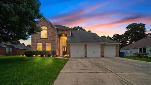 8107 Trophy Place Dr, Humble, TX, 77346-6076 | Card Image