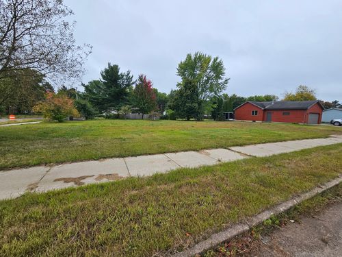 120 1st St Se, Crosby, MN, 56441-1610 | Card Image