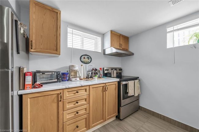 8 Shynal Ave, House other with 4 bedrooms, 2 bathrooms and 6 parking in Hamilton ON | Image 31