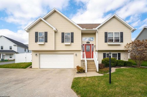 1103 Bailey Cir, Morgantown, WV, 26508-5822 | Card Image