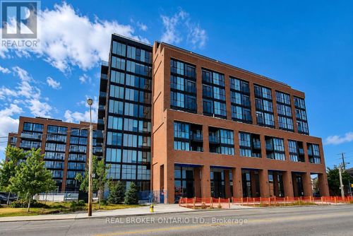312-2300 St Clair Ave W, Toronto, ON, M6N0B3 | Card Image