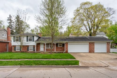 3026 Vinsetta Boulevard, Royal Oak, MI, 48073 | Card Image