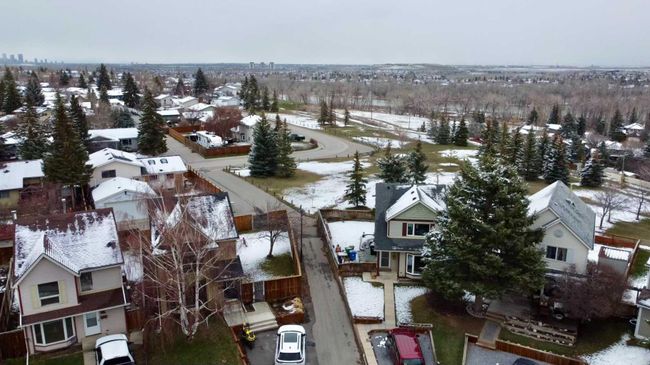 74 Queen Anne Close Se, Home with 3 bedrooms, 2 bathrooms and 2 parking in Calgary AB | Image 31