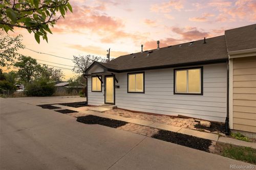 879 S Newton St, Denver, CO, 80219-3245 | Card Image