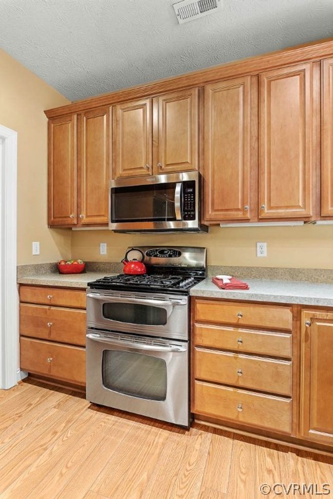 14408 Tanager Wood Trail, Sold in Midlothian Zoocasa