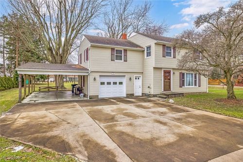 310 Maplewood Drive, Alliance, OH, 44601 | Card Image