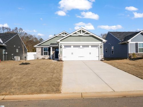 452 Josephine Dr, Woodruff, SC, 29388-6900 | Card Image