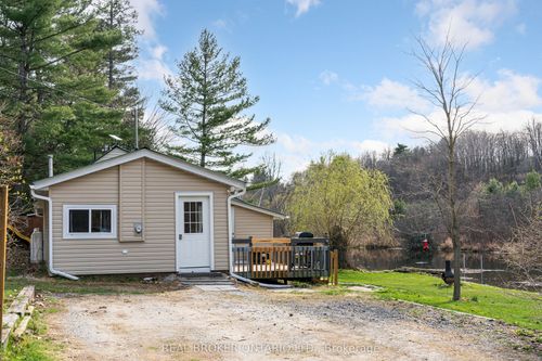 3385 Bolingbroke Rd, Maberly, ON, K0H2B0 | Card Image
