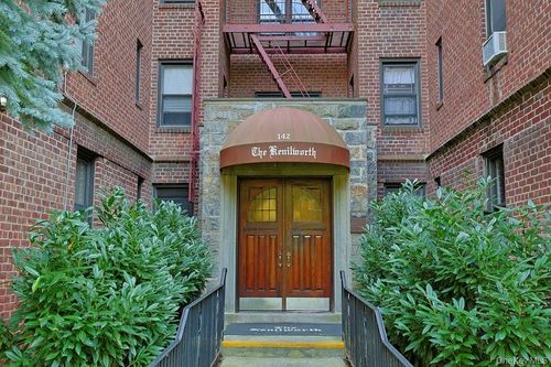 3j-142 Garth Rd, Scarsdale, NY, 10583-3731 | Card Image