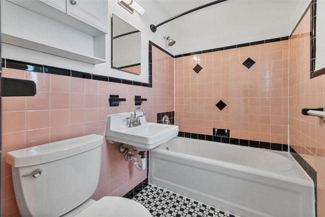 2356 Sw 16 Th Ave, Townhouse with 4 bedrooms, 3 bathrooms and null parking in Miami FL | Image 19
