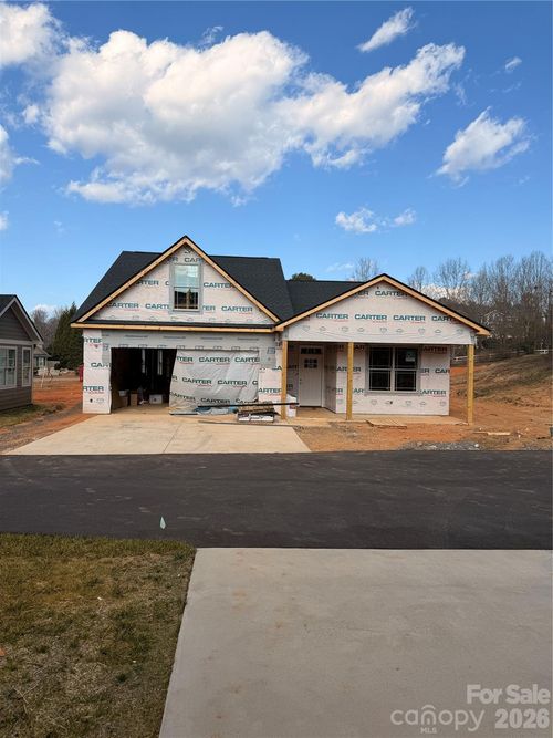 lot-61-unit-a-831A Wynnshire Dr, Hickory, NC, 28601-7346 | Card Image
