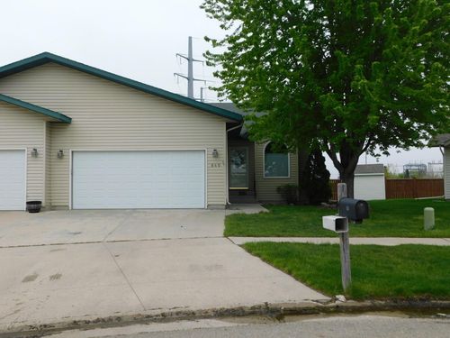 840 Lakeridge Pl, West Fargo, ND, 58078-4042 | Card Image