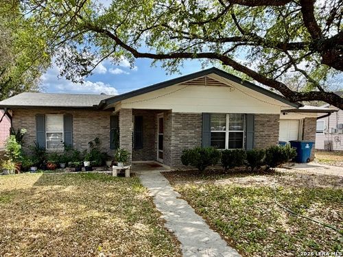 3231 Autumn Ln, Kirby, TX, 78219-1353 | Card Image