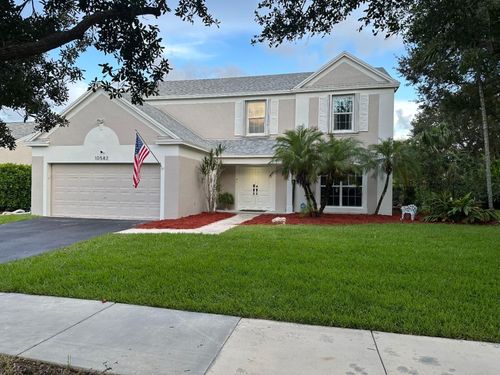 10582 Grove Pl, Cooper City, FL, 33328-4045 | Card Image