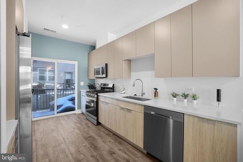 5541 S Dakota Ave Ne, WASHINGTON, DC, 20011-2627 | Card Image