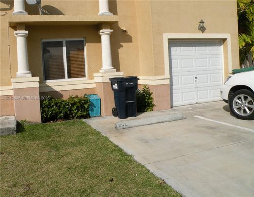 801-10981 Nw 88th Ter, Doral, FL, 33178-1583 | Card Image