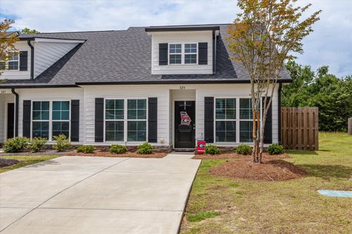 325 Bordeaux Dr, Thomson, GA, 30824-7668 | Card Image