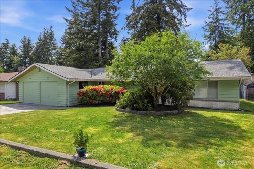 11028 23rd Dr Se, Everett, WA, 98208-7401 | Card Image