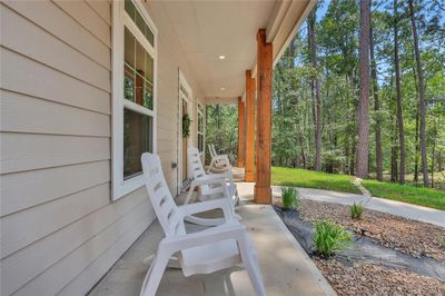 Covered front porch | Image 3