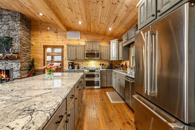 81 Morgan Trl, Home with 3 bedrooms, 3 bathrooms and null parking in Epworth GA | Image 12