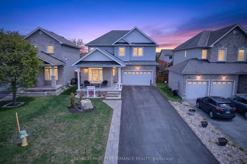 112 Jade St, Rockland, ON, K4K0C8 | Card Image