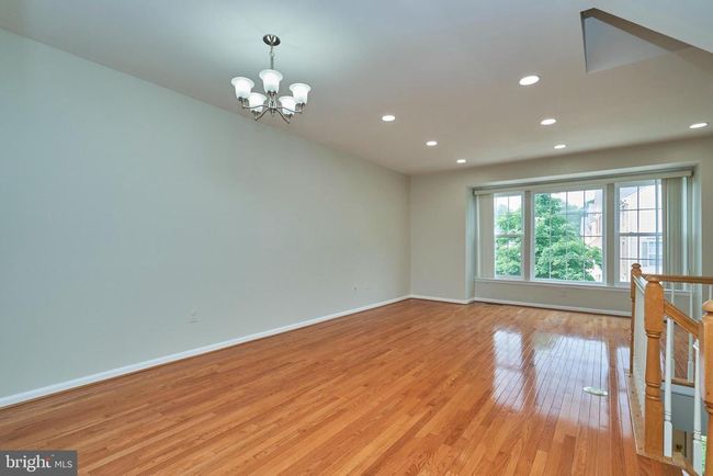 6362 Dakine Cir, Townhouse with 3 bedrooms, 4 bathrooms and null parking in SPRINGFIELD VA | Image 12