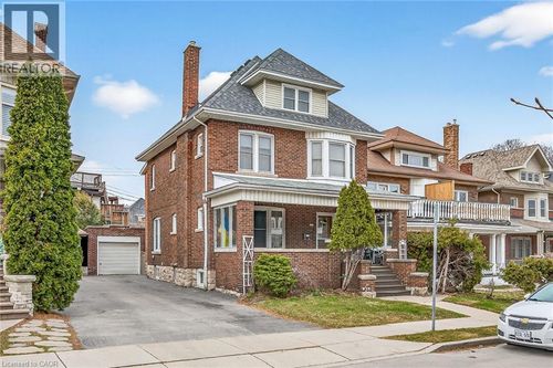 96 Barnesdale Blvd, Hamilton, ON, L8M2V6 | Card Image