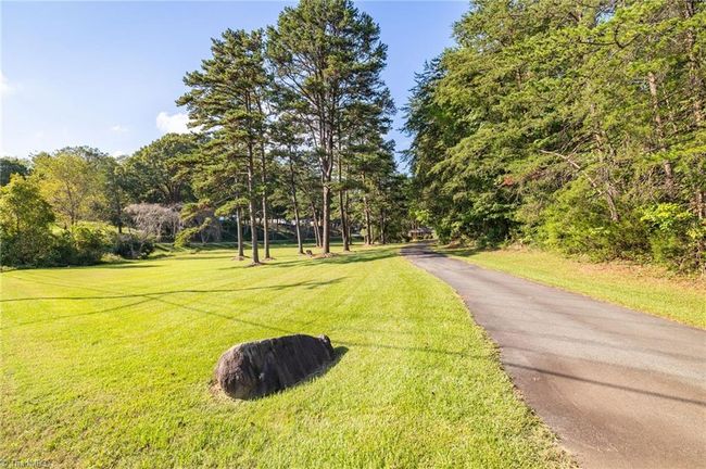 5305 Shattalon Dr, House other with 2 bedrooms, 2 bathrooms and null parking in Winston-Salem NC | Image 4
