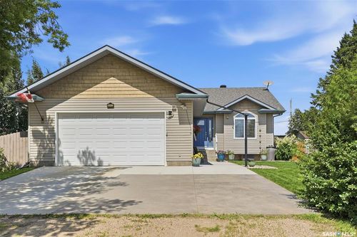 601 2nd Ave, Borden, SK, S0K1Z0 | Card Image