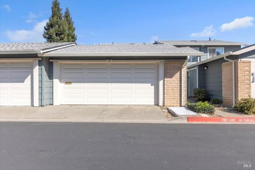 132 Sundial Ct, Fairfield, CA, 94533-1249 | Card Image