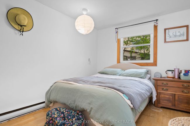 98 Mack St, House other with 2 bedrooms, 1 bathrooms and 1 parking in Kingston ON | Image 14