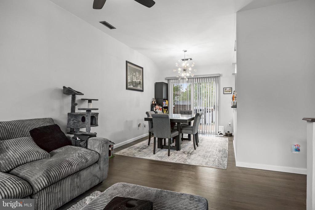 Residential in BROWNS MILLS 5