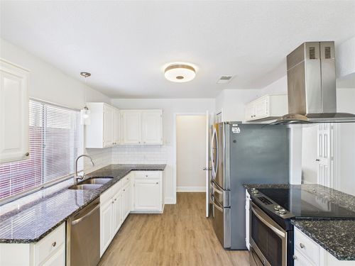 5401 Denise Dr, Haltom City, TX, 76148-4114 | Card Image