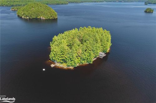 100 Rumballs Island, Muskoka, ON, P0B1L0 | Card Image