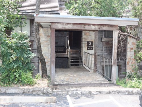 apt-115-8200 Neely Dr, Austin, TX, 78759-8546 | Card Image