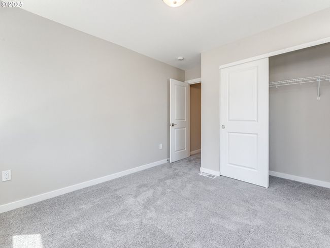 2111 Ne Ridge Run Ln, House other with 5 bedrooms, 4 bathrooms and 3 parking in Estacada OR | Image 37