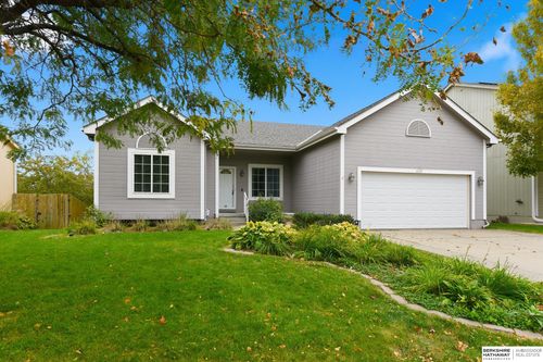 6137 N 146th St, Omaha, NE, 68116-4511 | Card Image