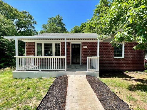 1919 Maryland Ave, Winston Salem, NC, 27101-4617 | Card Image