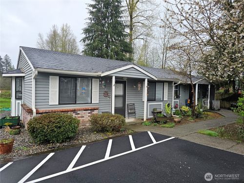 d-406 E Pioneer St, Granite Falls, WA, 98252-8426 | Card Image