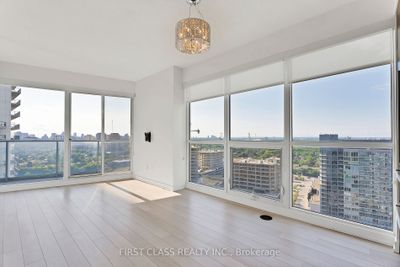 2503 - 115 Mcmahon Dr, Condo with 2 bedrooms, 2 bathrooms and 1 parking in North York ON | Image 1