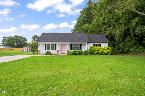 6832 Rains Crossroads Rd, Pikeville, NC, 27863-7700 | Card Image