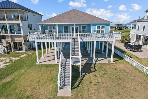 3026 Copacabana Dr, Crystal Beach, TX, 77650 | Card Image