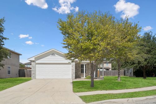 9823 Autumn Pl, Converse, TX, 78109-4657 | Card Image