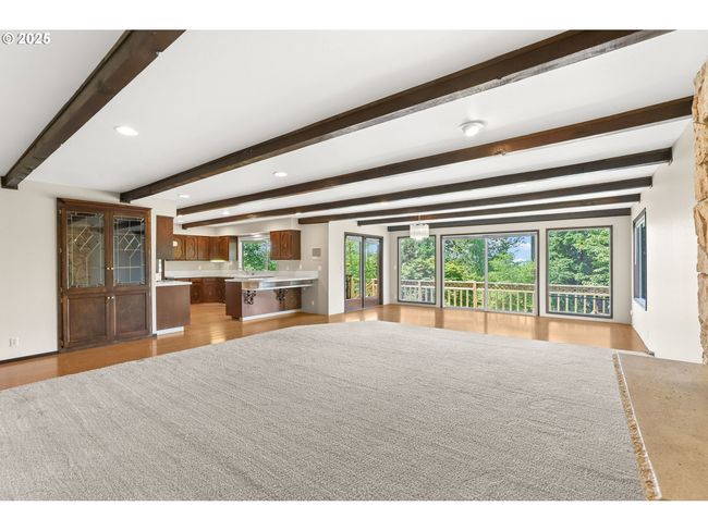 Living Room | Image 5