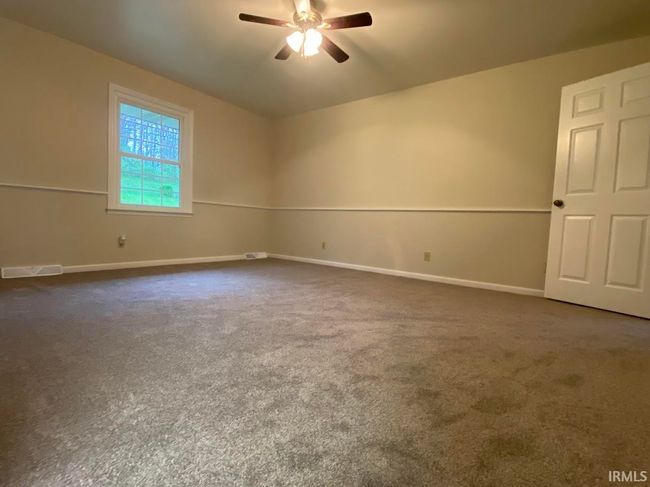 8760 E Schnellville Rd, House other with 4 bedrooms, 3 bathrooms and null parking in Birdseye IN | Image 25