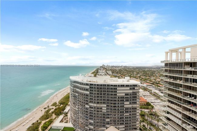 PH-04 - 9703 Collins Ave., Condo with 2 bedrooms, 2 bathrooms and null parking in Bal Harbour FL | Image 27