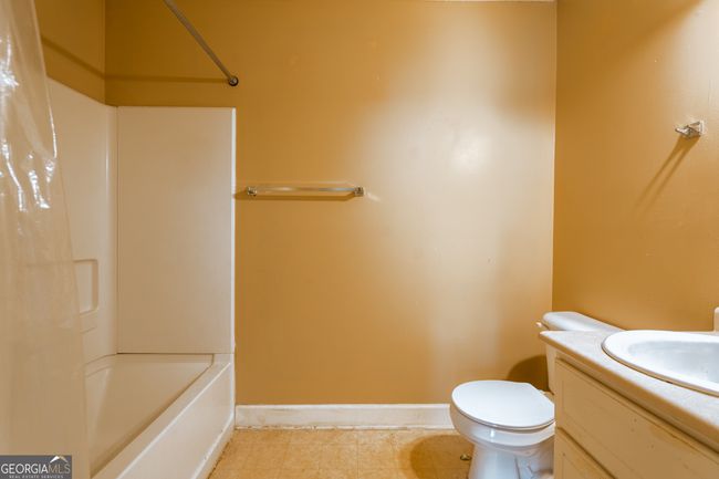 111 Camellia Ct, Condo with 3 bedrooms, 2 bathrooms and null parking in Brunswick GA | Image 19