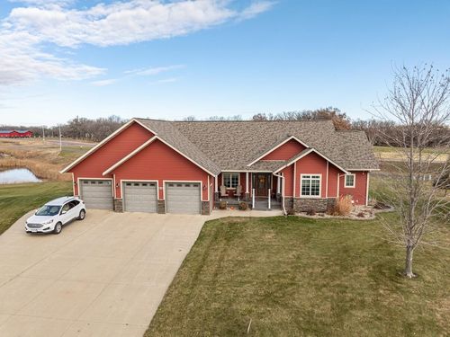 240 N Pond Dr, Jackson, MN, 56143-3807 | Card Image