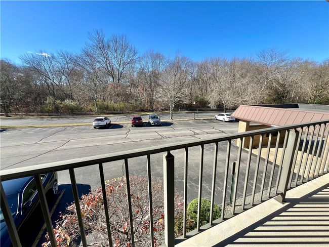 View opposite unit 206 entry | Image 32